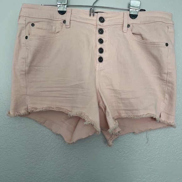 Torrid Light Pink Button-Fly Jean Shorts - Picture 1 of 4